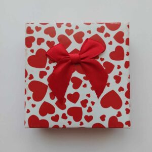 Krabička srdíčková čtvercová