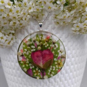 Růže s drobnými květy