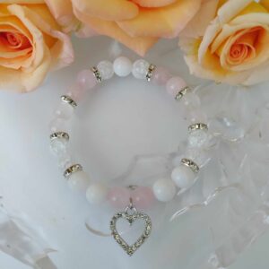 Růžovo-bílý náramek se zirkonovým srdíčkem