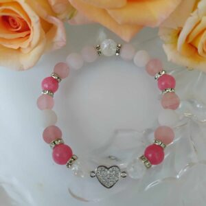 Růžovo-bílý náramek se zirkonovým srdíčkem