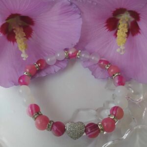 Růžovo-bílý náramek se zirkonovým srdíčkem